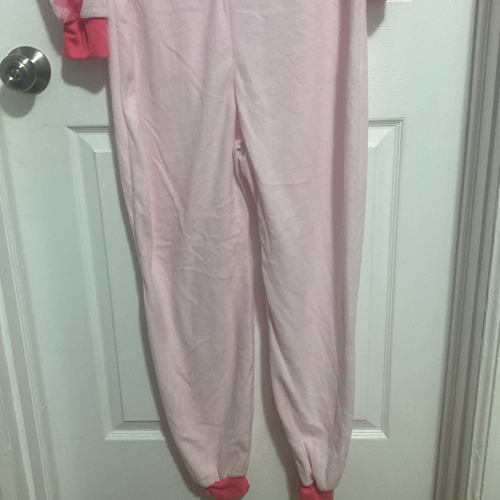 Sleepwear - Picture 2 of 9